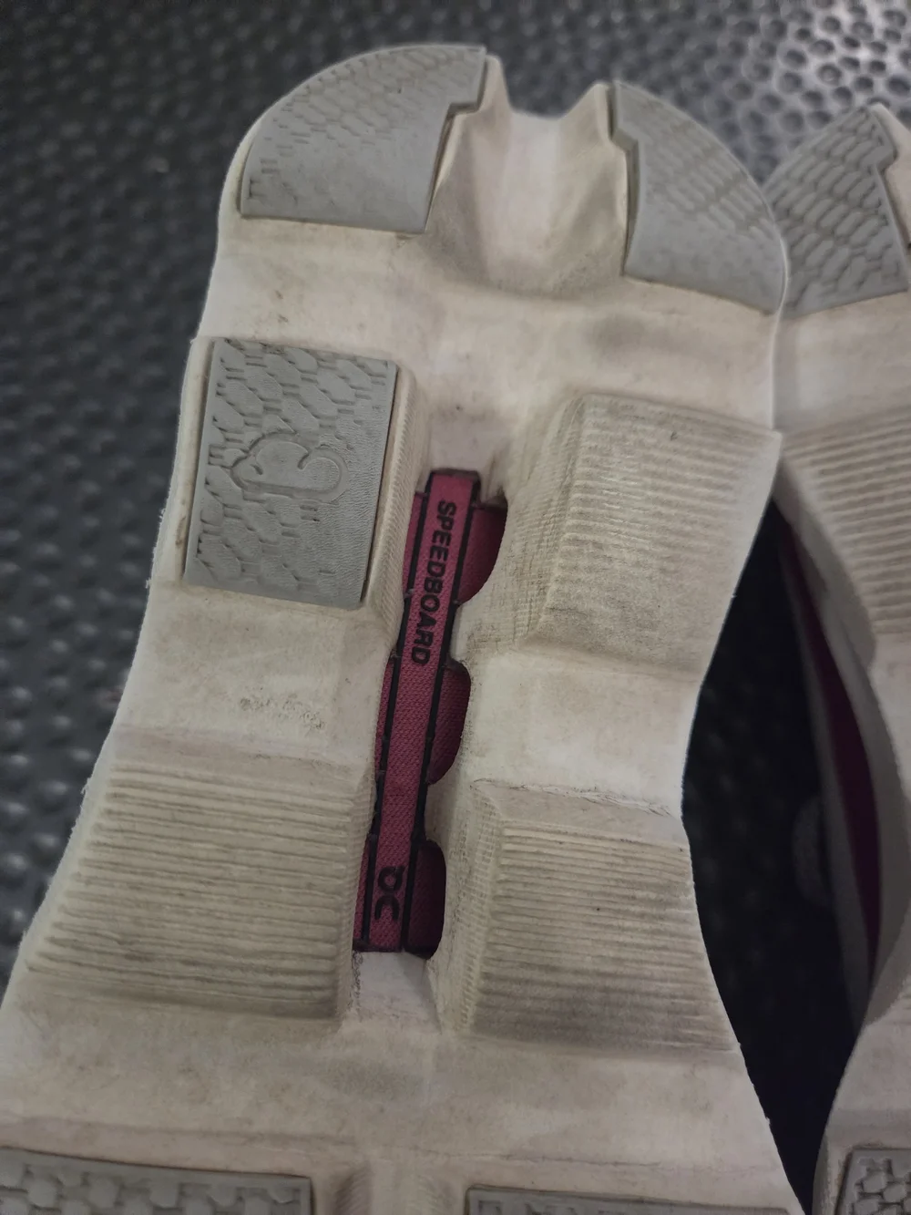 On Running Women's Light Gray Sneakers with Pink Accents